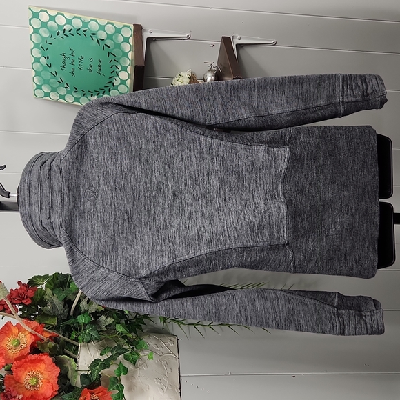 Lululemon Radiant Jacket II - Picture 6 of 12